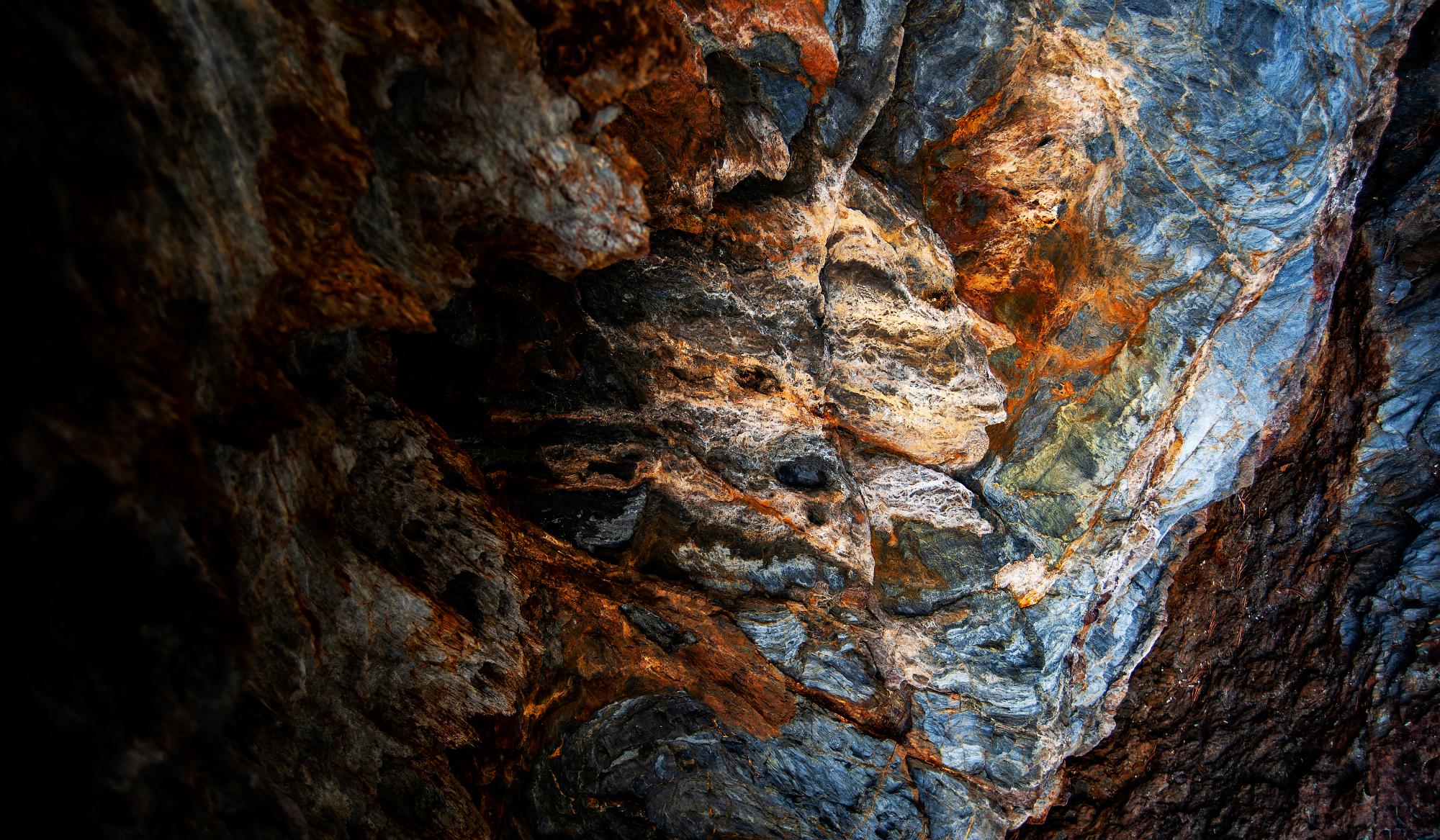 Visages d'Outre Tombe